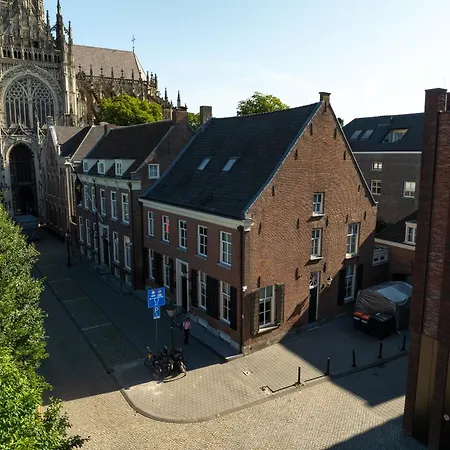 Hotel The Saints 4*