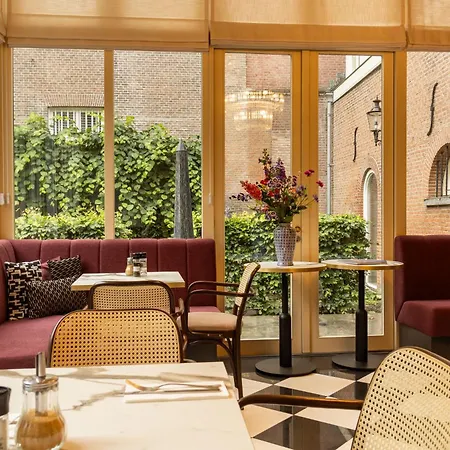 The Saints Hotel 's-Hertogenbosch (Den Bosch)