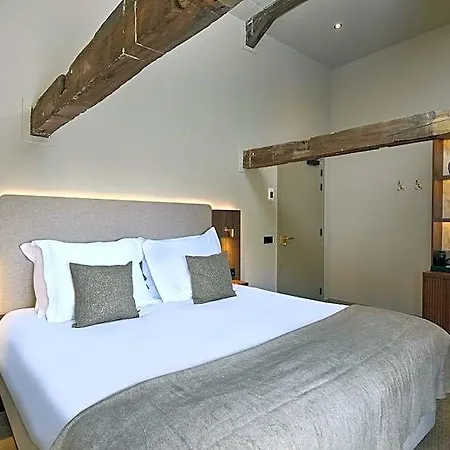The Saints Hotel 's-Hertogenbosch (Den Bosch)