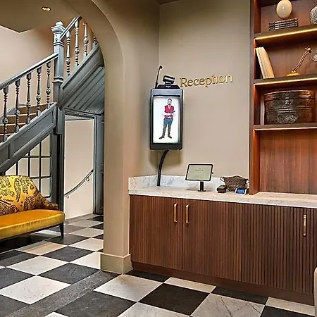 Hotel The Saints 's-Hertogenbosch (Den Bosch)