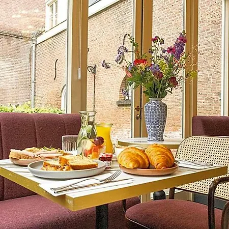 Hotel The Saints 's-Hertogenbosch (Den Bosch)