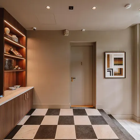 The Saints Hotel 's-Hertogenbosch (Den Bosch)